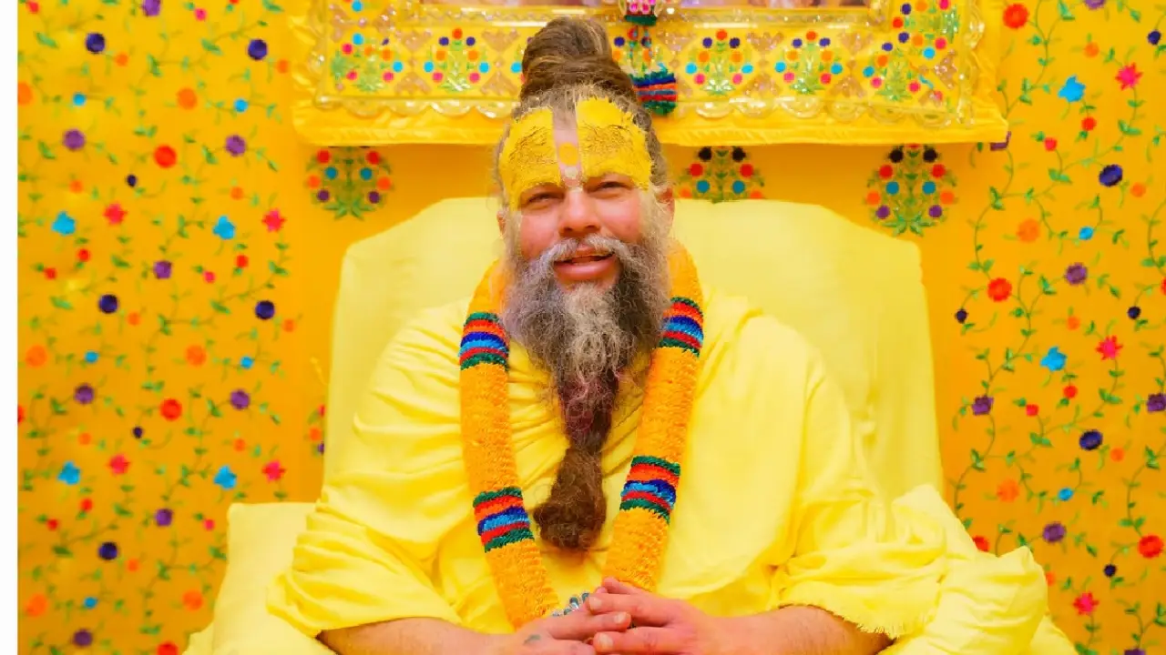 Premanand Ji Maharaj Health Update — वृंदावन आश्रम से सेहत पर ताज़ा खबर, भक्तों के बीच राहत की लहर